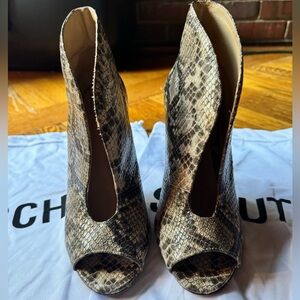 SCHUTZ Python Pumps